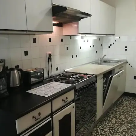 アパート Friendly Well Located Family - Two Bedroom